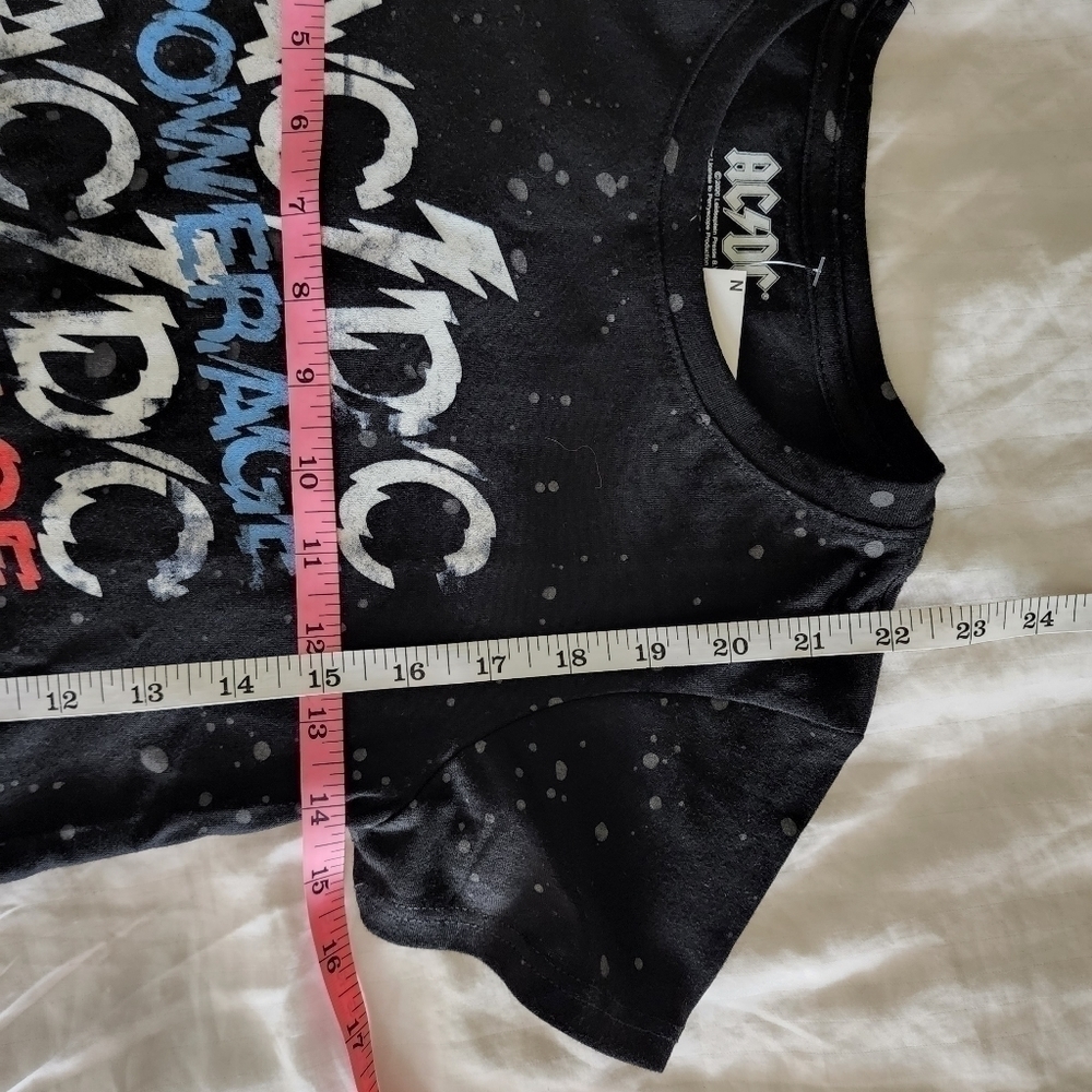 NWT Unisex ACDC multi logo t-shirt size 10/12 - Picture 5 of 5